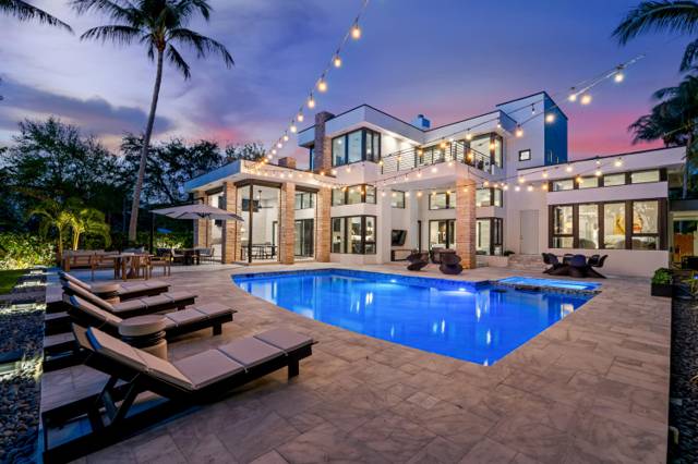 1080 Lake Drive
