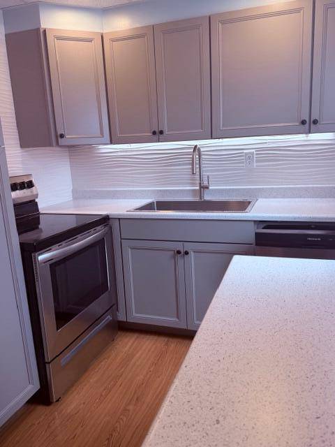 331 N Sheffield #331 home for sale in Sheffield Condos A To Q