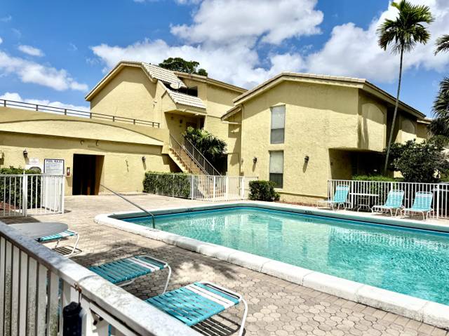 8401 W Sample Road #21