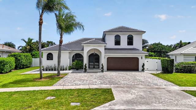 7548 Fairway Trail home for sale in Hidden Valley
