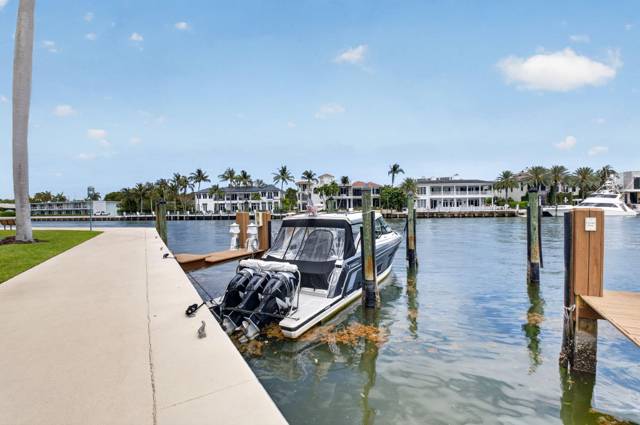 Mizner Court
