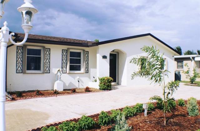 11441 NW 29th Manor home for sale in Sunrise Golf Village