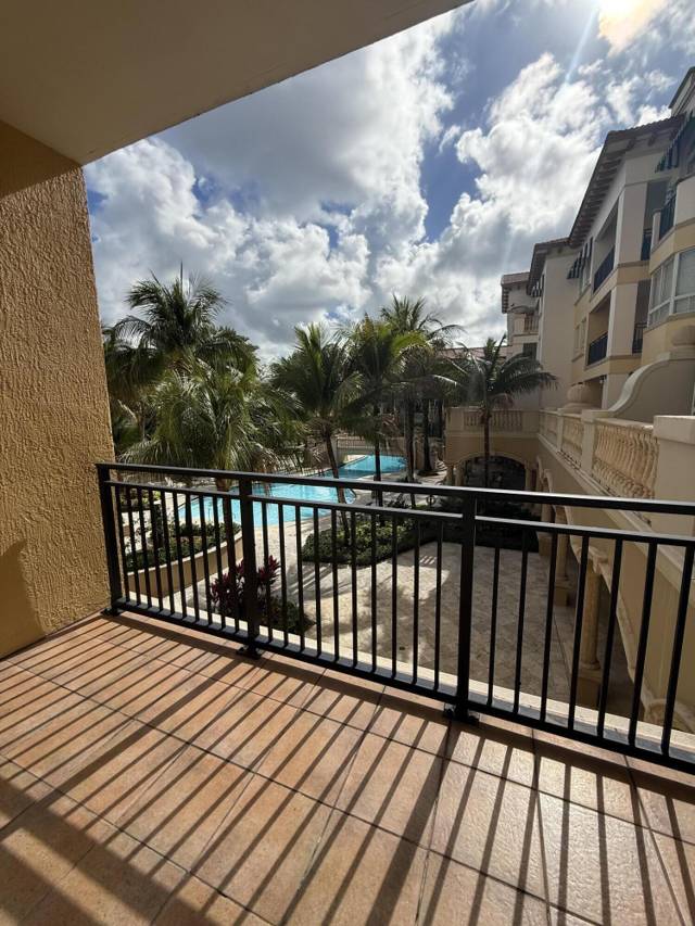 16102 Emerald Estates Drive #212 home for sale in Weston 55 Plus Condo