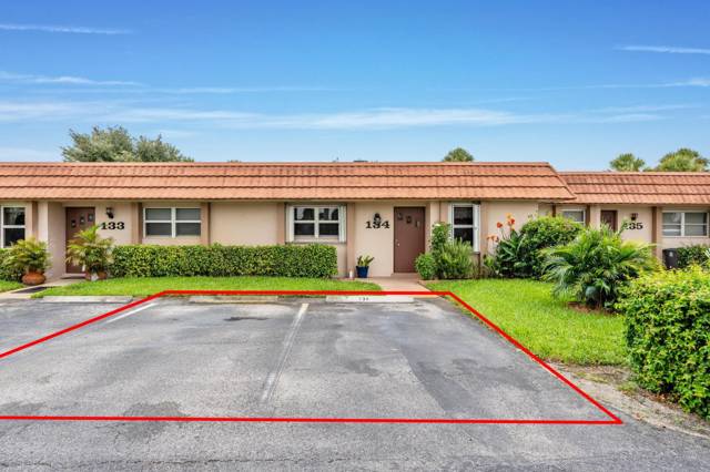 5775 W Fernley Dr Drive #134 home for sale in Cresthaven Condo Townhomes