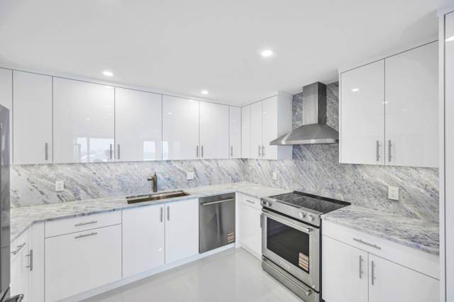 2100 S Ocean Lane #1608 home for sale in Point Of Americas
