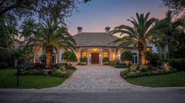 469 Mariner Drive home for sale in Admirals Cove