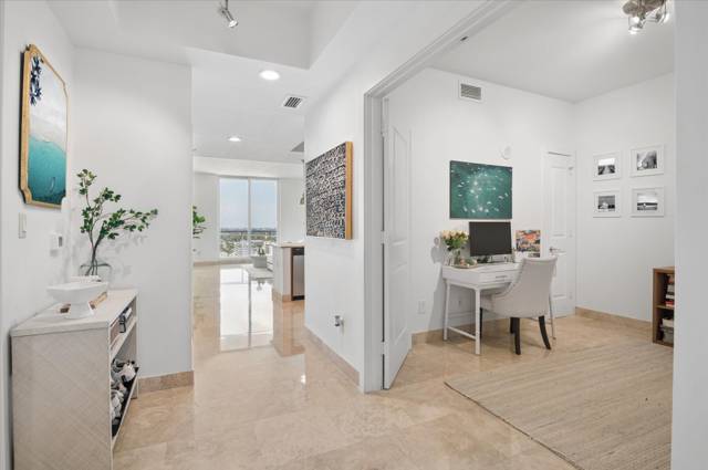 315 NE 3rd Avenue #2108 home for sale in Strada