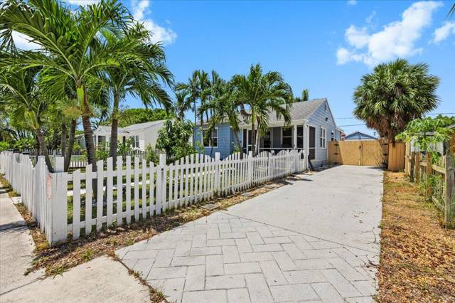 915 N K Street home for sale in Lake Worth Town