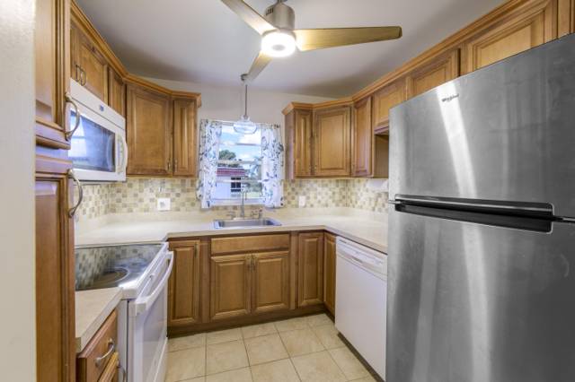 1225 NW 21st Street #1615 home for sale in Vista Del Lago