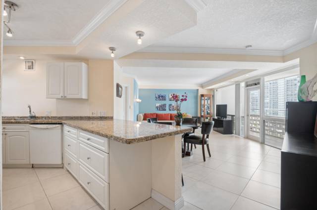 1900 S Ocean Drive #1006 home for sale in Breakwater Towers Co-Op