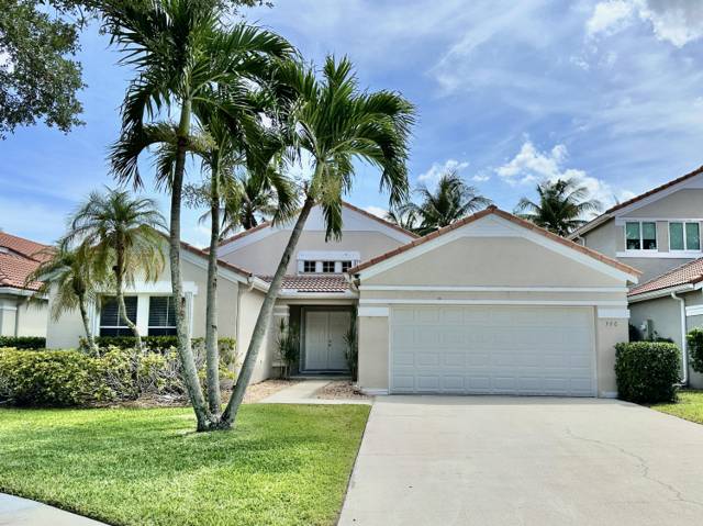 386 Carrington Drive home for sale in Sector 4 North