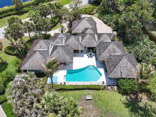 6980 SE Winged Foot Drive