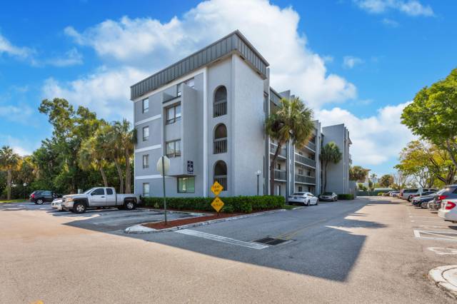 1700 N Congress #302 home for sale in Presidential Golfview