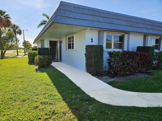 2886 E Fernley Dr Drive #1 home for sale in Cresthaven Condo Townhomes