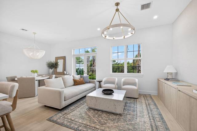 115 Water Pointe Place #33
