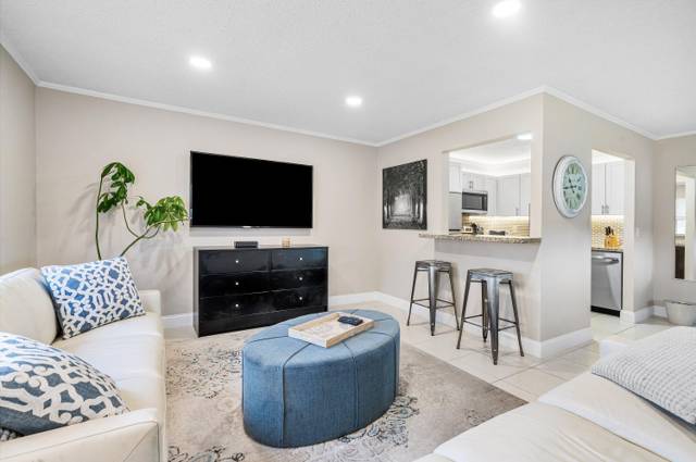 142 Brittany  Terrace home for sale in Kings Point Brittany