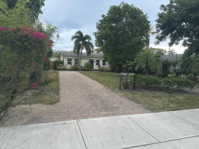 729 SE 2nd Avenue home for sale in Osceola Park