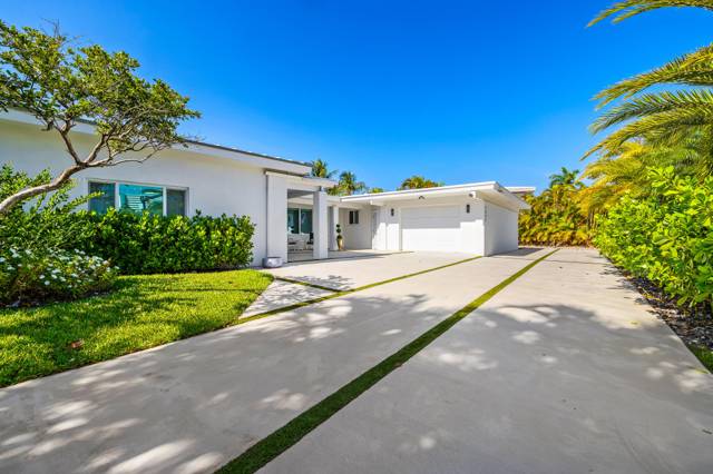 1627 Seabreeze Boulevard home for sale in Harbor Beach