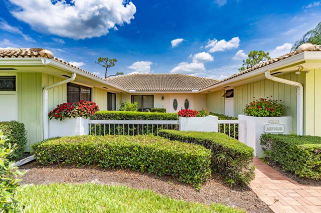 1543 SW Troon Circle home for sale in Pipers Landing