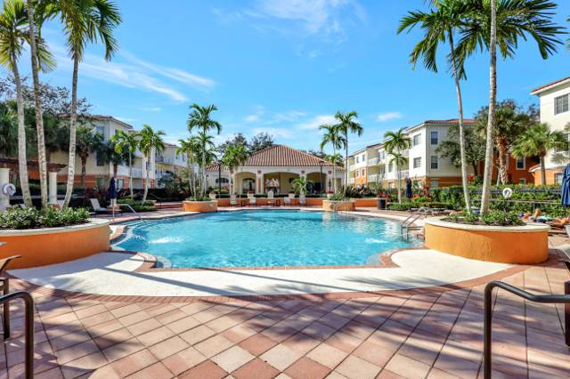 Mezzano Condo