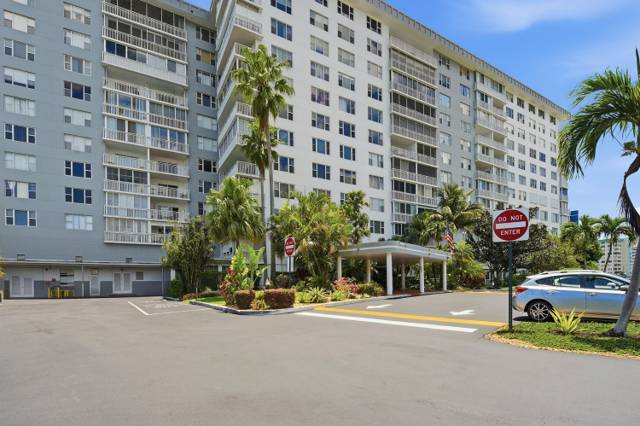 Hillcrest East No 25Condos for Sale in Hollywood, FL