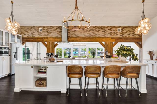 271 Oregon Lane home for sale in Hidden Valley