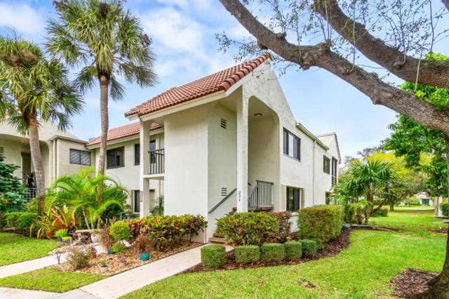 5687 Fairway Park Drive home for sale in Fairway Park Condo