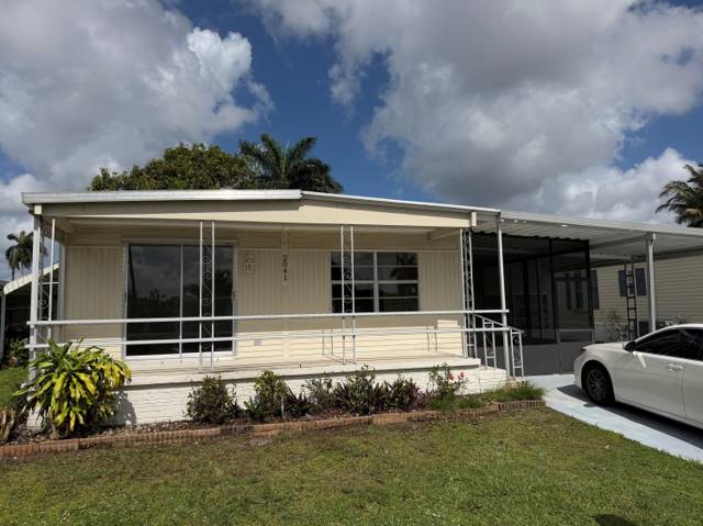 2041 SW 84th Avenue, home for sale in Davie