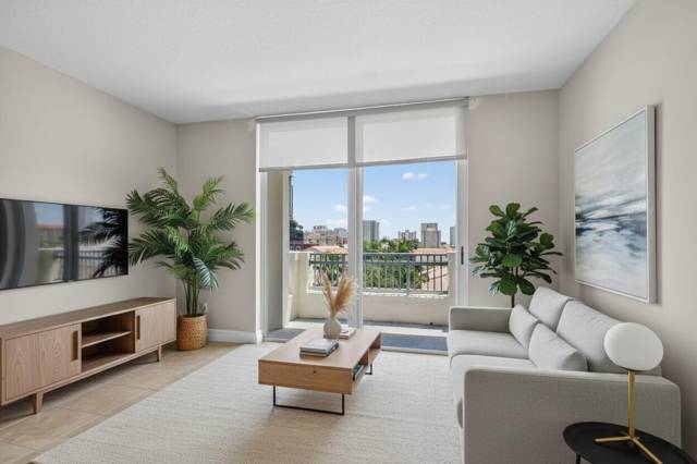 Metropolitan Condo