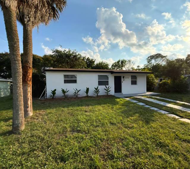 3370 NW 9th Street home for sale in Sunrise Heights
