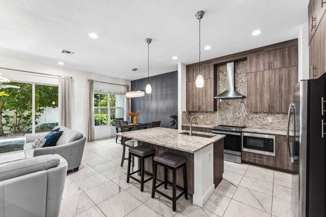 Pointe Midtown