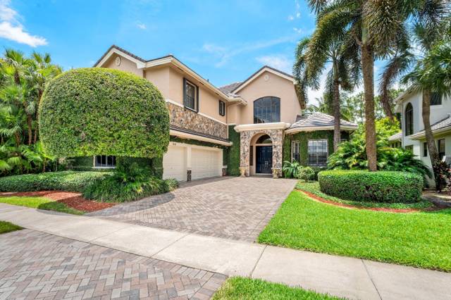 10380 Trianon Place home for sale in Versailles