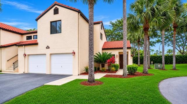14 Via De Casas Sur #104 home for sale in South Lake