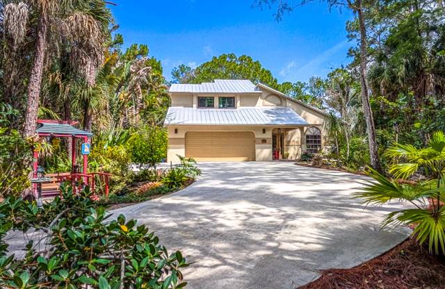 8259 155th Place home for sale in Palm Beach Country Estates