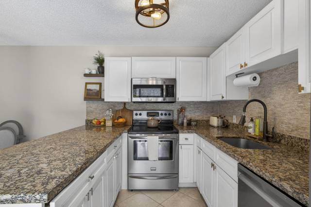 121 1st Terrace home for sale in Glenwood Townhouses