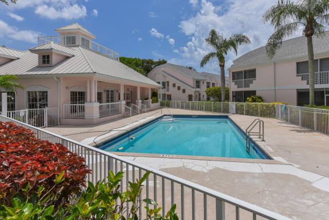 201 Muirfield Court #201e home for sale in Muirfield Condo