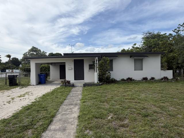 1437 NW 10th Place home for sale in Lauderdale Manors