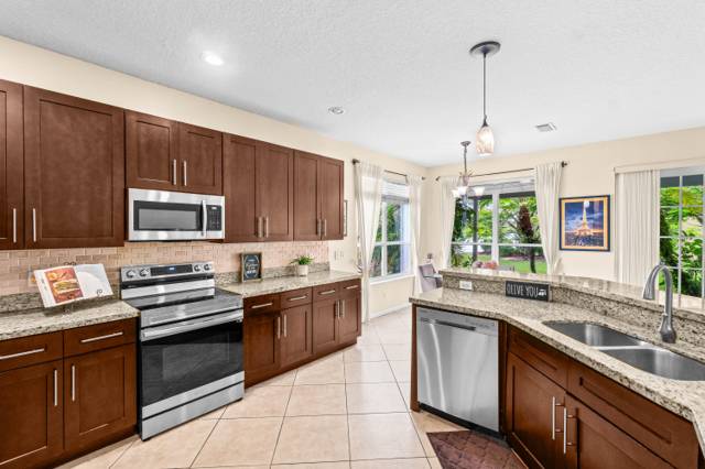 21958 Palm Grass Drive