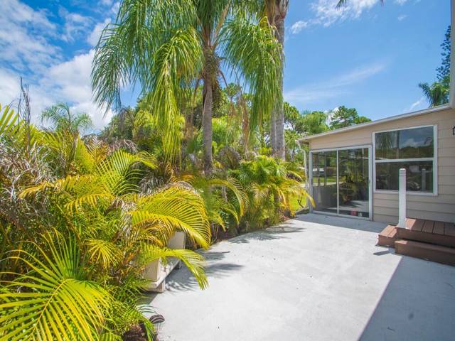78 W Caribbean home for sale in Spanish Lakes Golf Village
