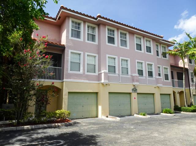 Cypress Pointe at Coral Springs