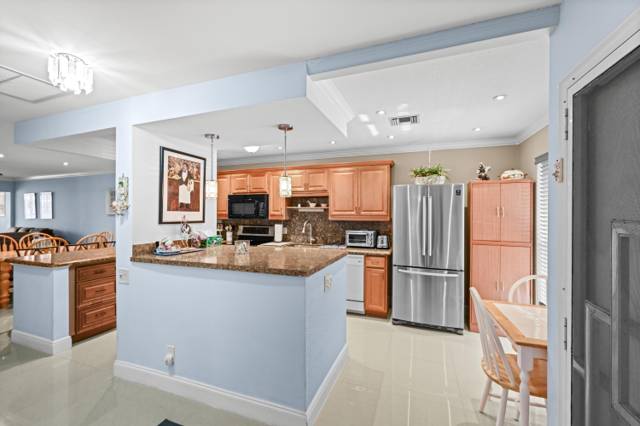 2730 SW 15th Street #3-a home for sale in Pines Of Delray Condo One,Two And Three