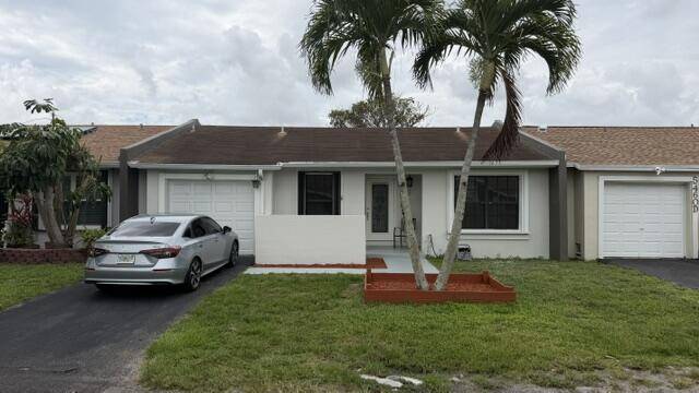 5460 S Lakewood Cir S #C home for sale in Lakewood On The Green
