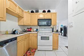 504 Gardens Drive #203