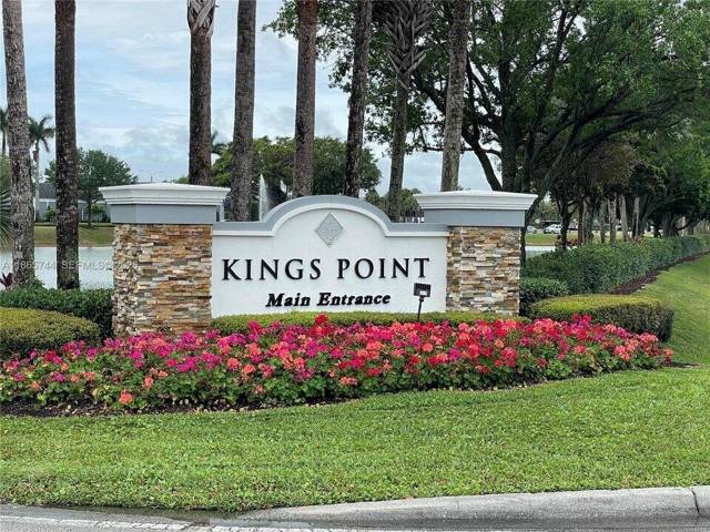 318 N Seville #318 home for sale in Kings Point Seville Condos