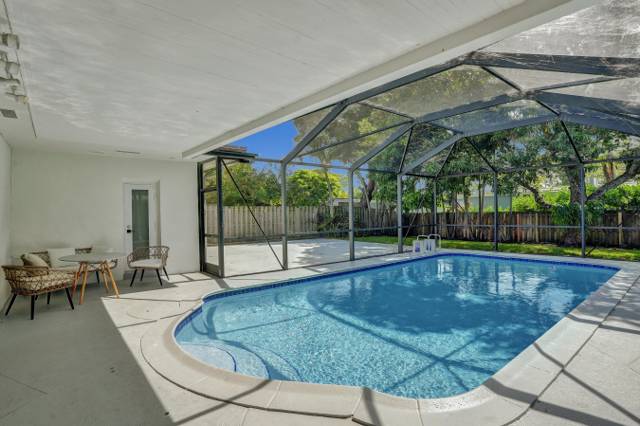 2030 N 54th Avenue home for sale in Hollywood Hills Amen