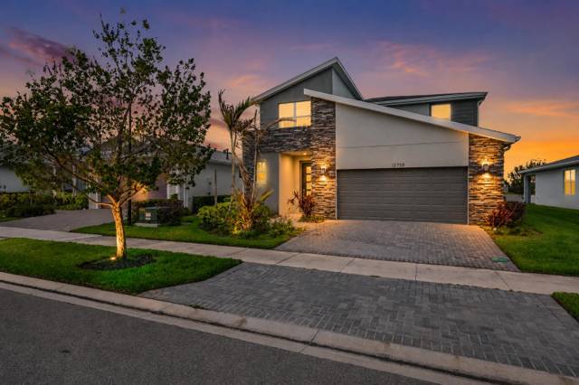 12758 SW Phoenix Drive home for sale in Emery II