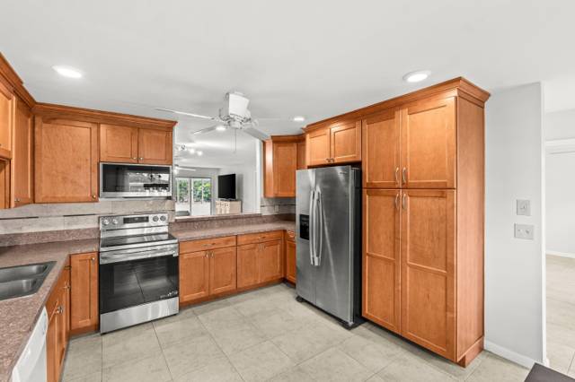 5074 Privet Place #B home for sale in Bridgeview