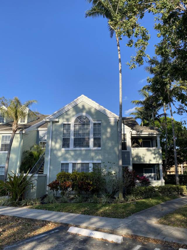 1020 Crystal Way #H home for sale in Bahia At Delray