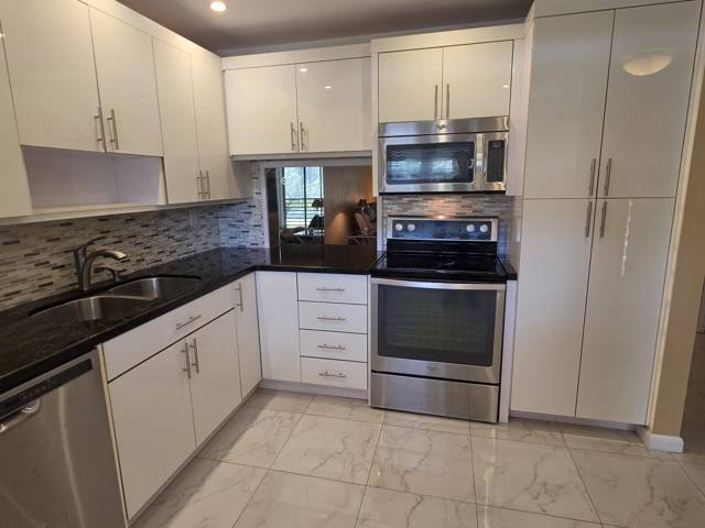6090 N Sabal Palm Boulevard #209