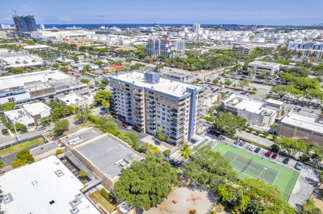Runaway Bay Condo